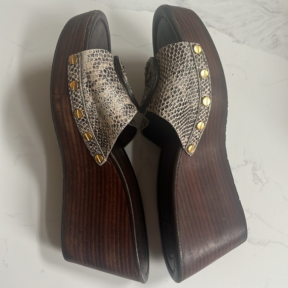 Tory Burch Leather Platform Slide. Snake Print Sz 8 - Picture 6 of 8